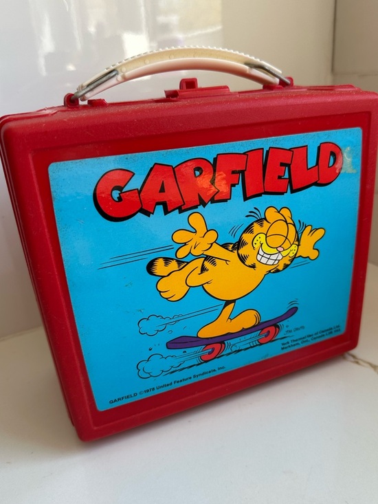 Garfield Other - Vintage 1978 Garfield Lunchbox w/ Thermos Red Plastic Classic